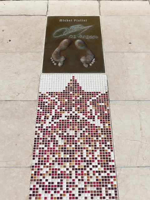 也积攒了大 也积攒了大