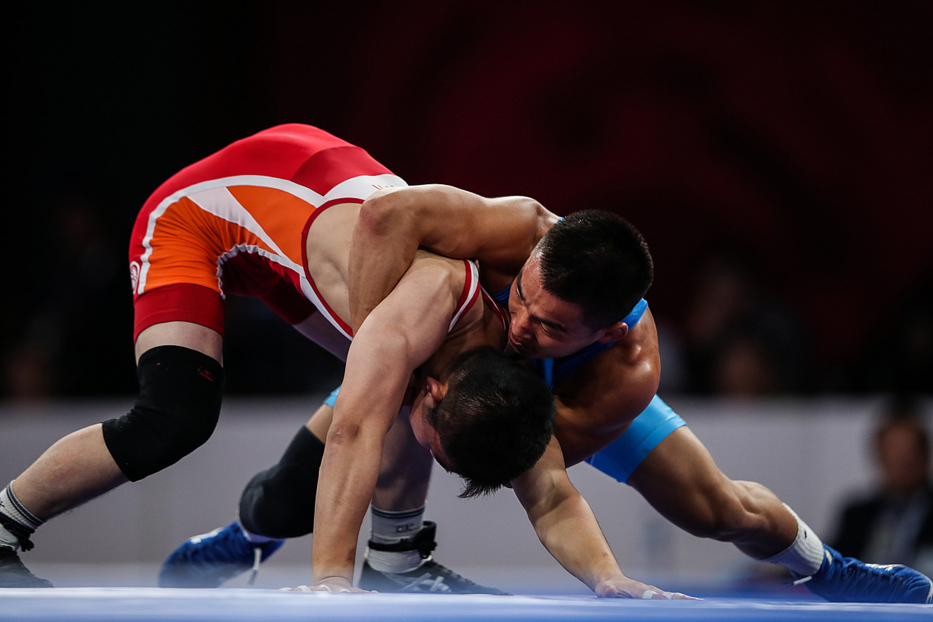 夺上占据优 夺上占据优